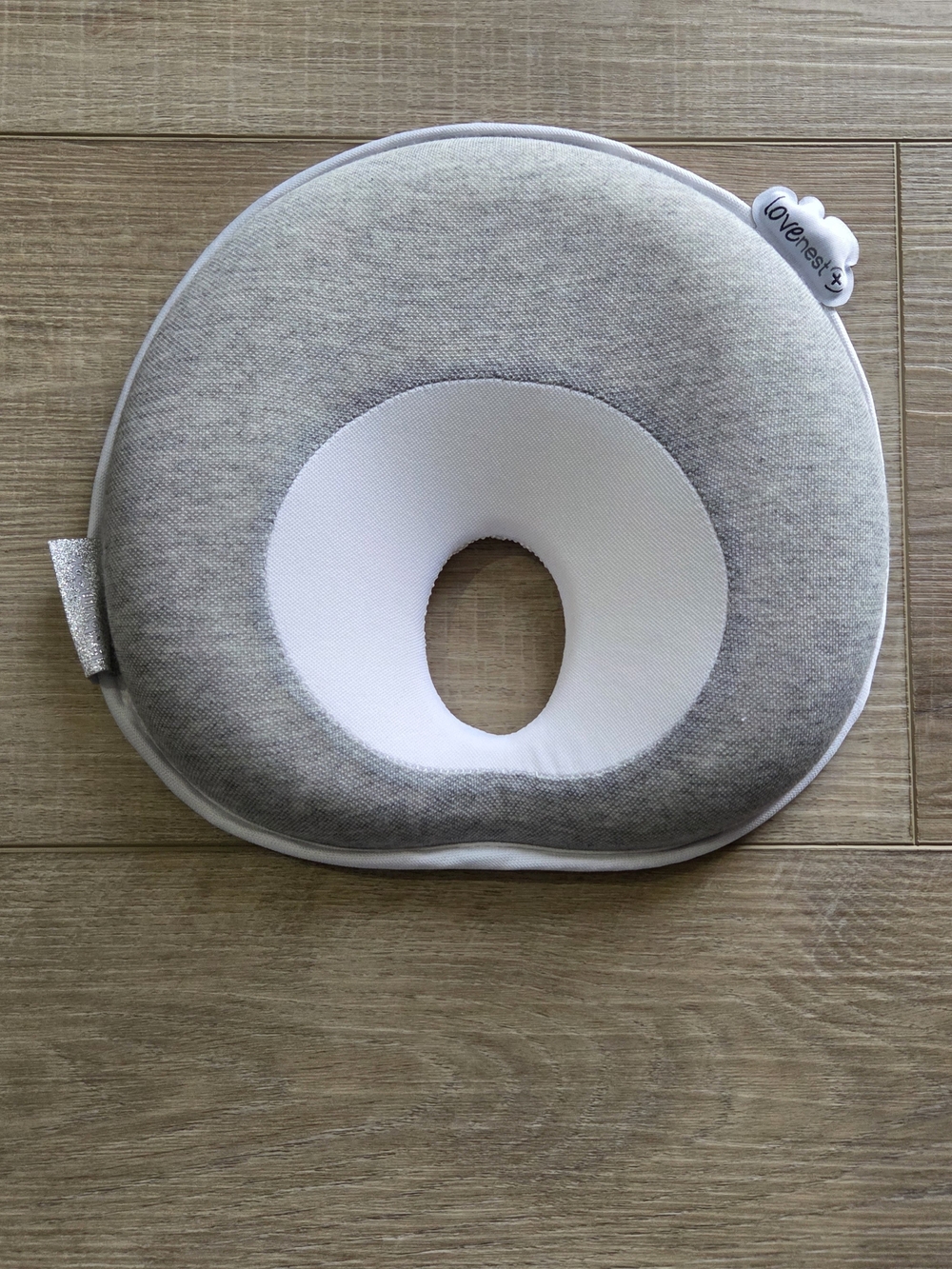 Babymoov Baby Head Shaping Pillow - Gray/White NWOT
